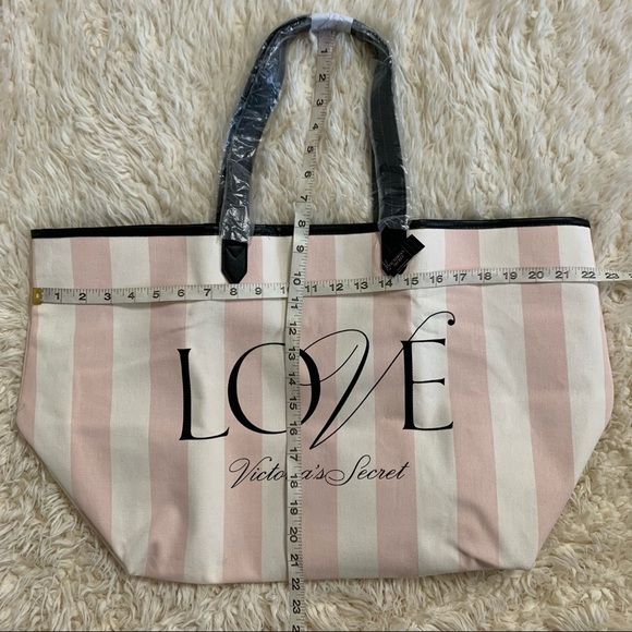 Victoria's Secret NWT Lightweight Logo Stripe Tote - Picture 11 of 13